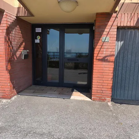 Trilocale Vista Mozzafiato Parcheggio - Casa Fanni * Varazze
