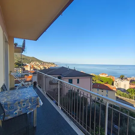Appartamento Casa Fannì Comodità, Vista Mozzafiato, Parcheggio *